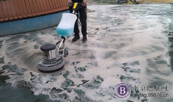 供应南京市鼓楼区**地毯清洗沙发清洗下关专业各种清洗预约电话服务